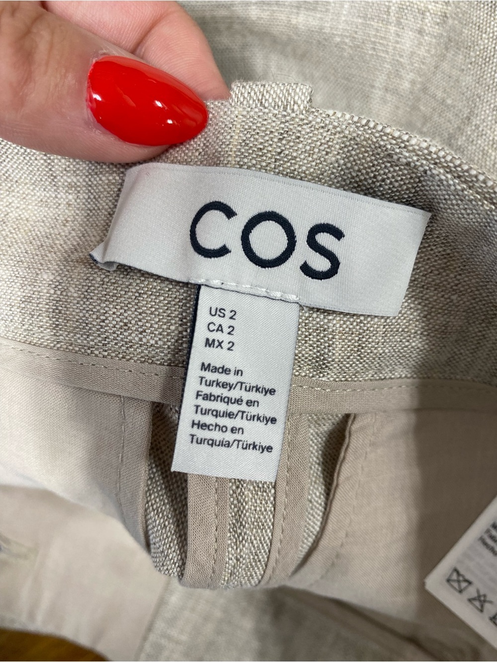 COS tailored Bermuda Shorts - Picture 9 of 10